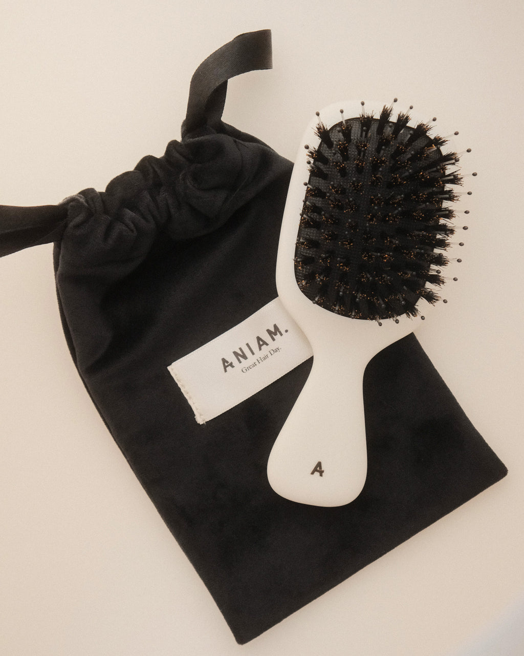 The Ultimate Mini Brush