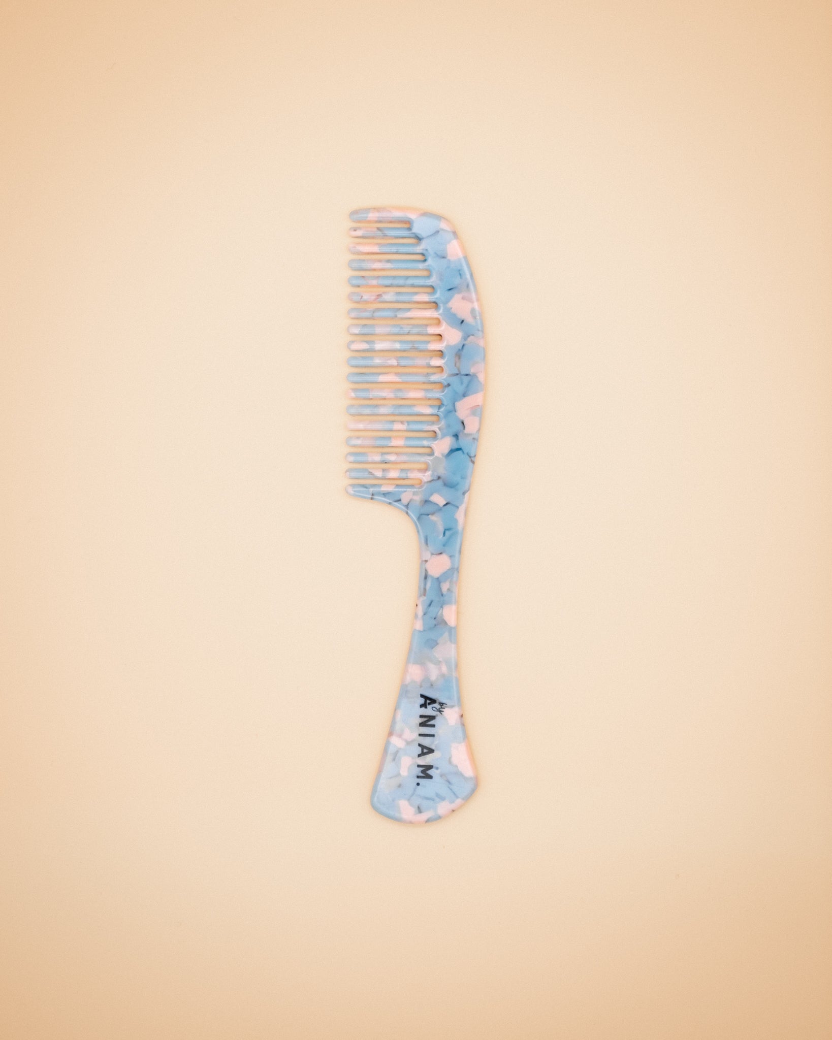 Handy Comb.